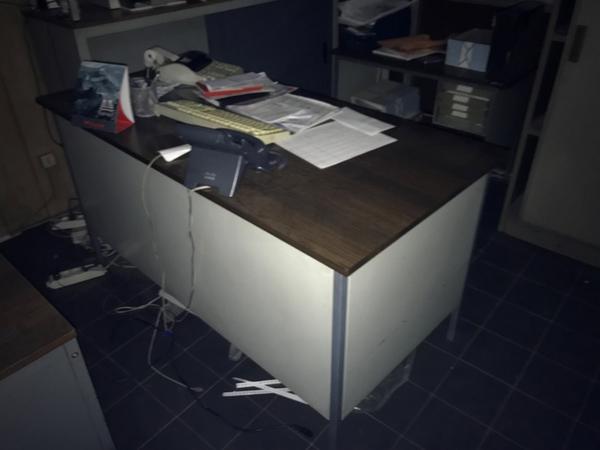35#4637 Arredamento punti vendita e da ufficio in vendita - foto 76