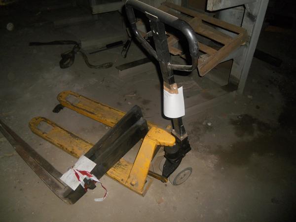 5#4637 Carrello elevatore elettrico Cesab e transpallet in vendita - foto 18