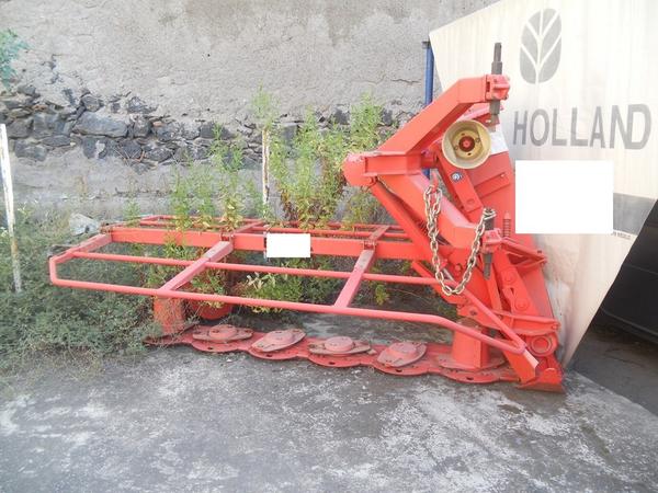 Attrezzatura agricola in vendita