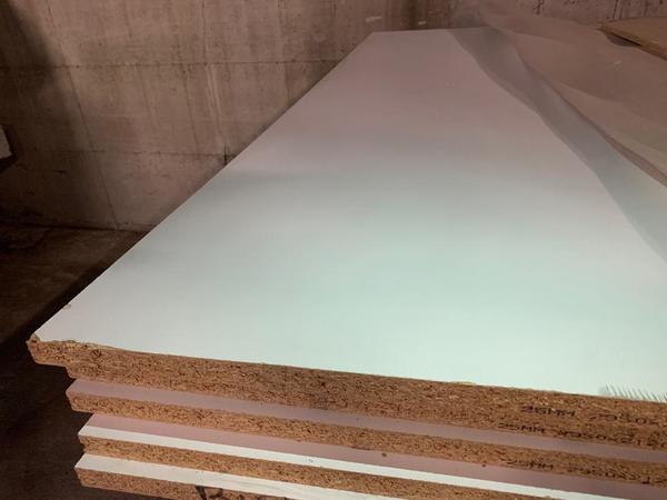 3#4650 Pannello truciolare melaminico 2L Bianco in vendita - foto 1