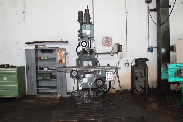 8#4655 Fresatrice universale CNC Rambaudi M3-P in vendita - foto 2