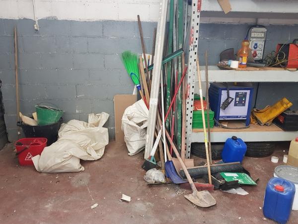 1#4668 Materiale ed attrezzature da cantiere in vendita - foto 2