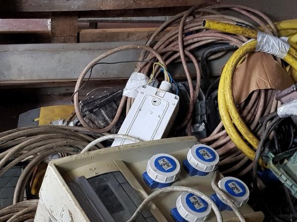 1#4668 Materiale ed attrezzature da cantiere in vendita - foto 96