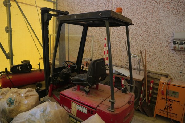 Carrelli elevatori in vendita