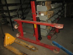 Mazzola M1500D hydraulic grasshopper lift - Lote 17 (Subasta 46820)