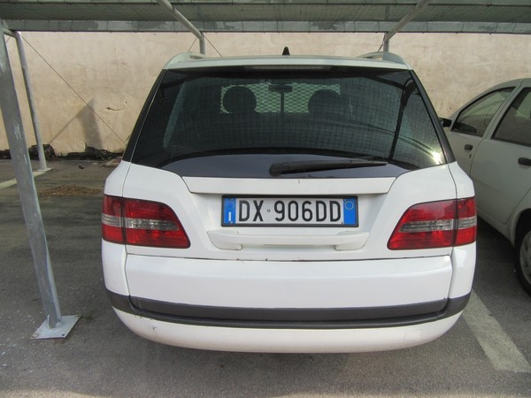 209#46820 Autocarro Fiat Stilo van in vendita - foto 2