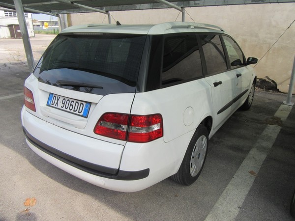 209#46820 Autocarro Fiat Stilo van in vendita - foto 6
