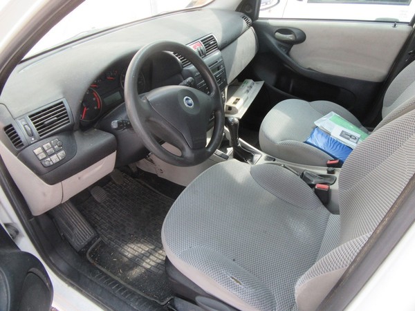 209#46820 Autocarro Fiat Stilo van in vendita - foto 10