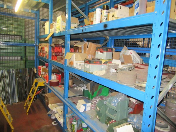 2#46830 Magazzino di ricambi e di consumo in vendita - foto 19