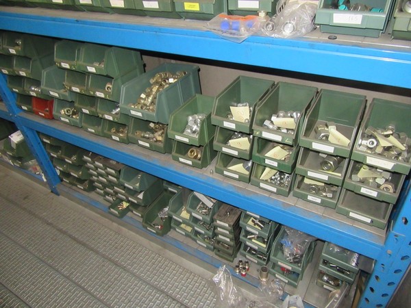 2#46830 Magazzino di ricambi e di consumo in vendita - foto 25