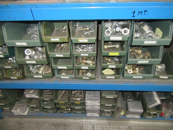 2#46830 Magazzino di ricambi e di consumo in vendita - foto 27
