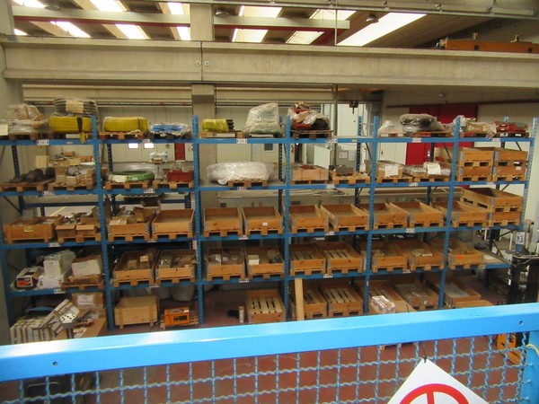 2#46830 Magazzino di ricambi e di consumo in vendita - foto 34