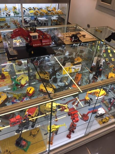 1#4687 Collezione di oltre 3.000 pezzi settore macchine movimento terra in vendita - foto 9