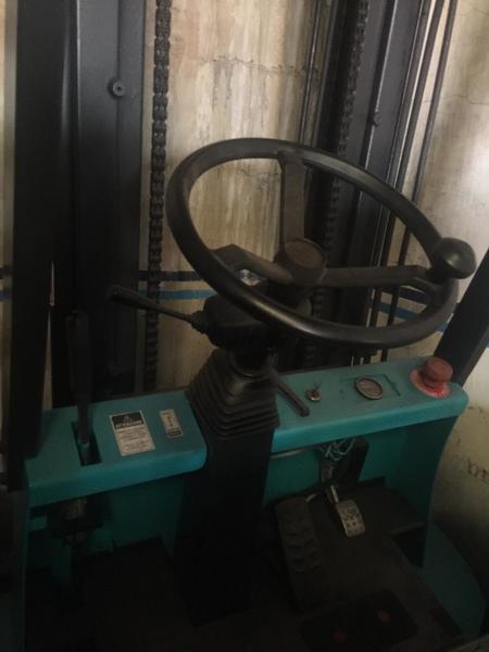 6#4692 Carrello elevatore Tecnocar 4 ruote in vendita - foto 3