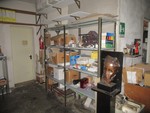 Image 99 - Shelving and workshop equipment - Lot 4 (Auction 4696)