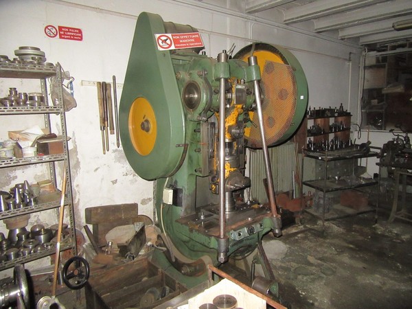 4#4696 Scaffalature e macchinari per officina in vendita - foto 25