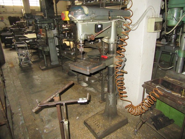 4#4696 Scaffalature e macchinari per officina in vendita - foto 31