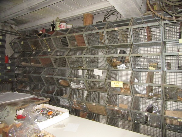 4#4696 Scaffalature e macchinari per officina in vendita - foto 55