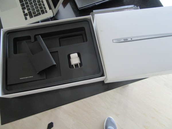 2#4703 MacBook Air 1 e Iphone 6 in vendita - foto 3