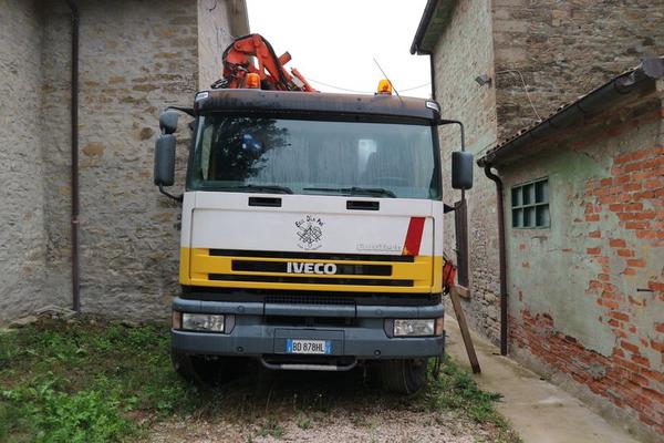 3#4704 Autocarro Iveco Eurotech in vendita - foto 1