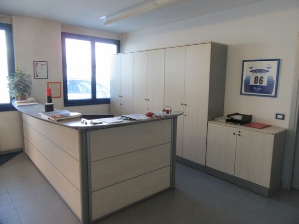 8#4708 Arredo ed attrezzatura elettronica ufficio in vendita - foto 2