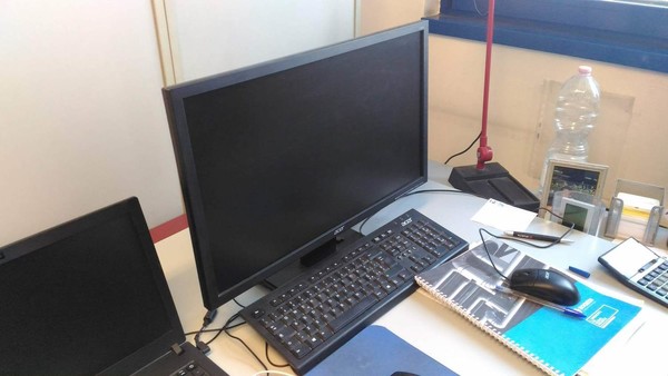 8#4708 Arredo ed attrezzatura elettronica ufficio in vendita - foto 41