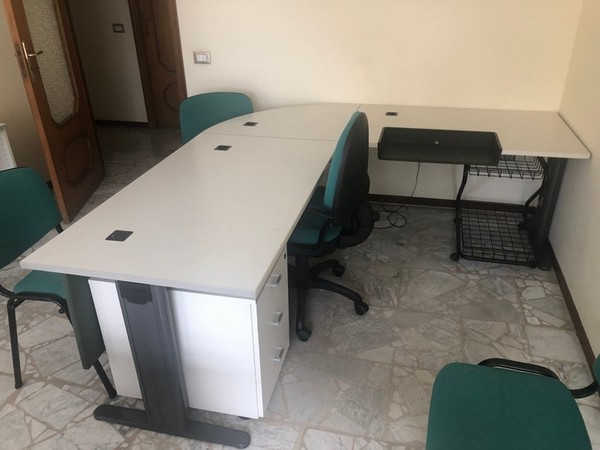 1#4718 Arredi e attrezzature da ufficio in vendita - foto 11