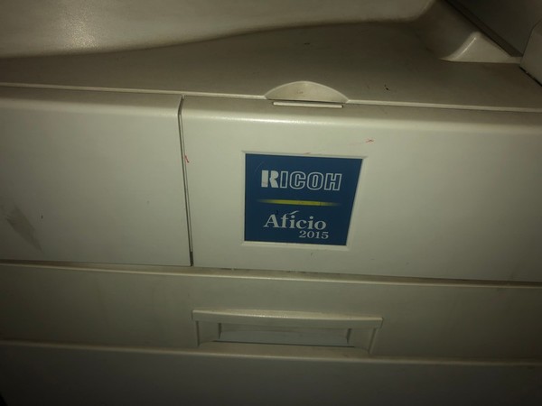 1#4719 Arredi ufficio e materiale di magazzino in vendita - foto 3