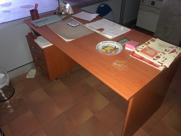 1#4719 Arredi ufficio e materiale di magazzino in vendita - foto 6