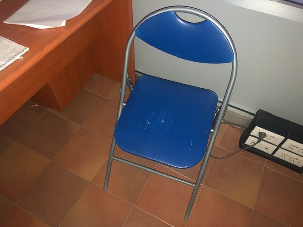 1#4719 Arredi ufficio e materiale di magazzino in vendita - foto 9