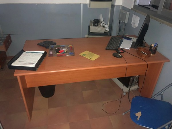 1#4719 Arredi ufficio e materiale di magazzino in vendita - foto 16