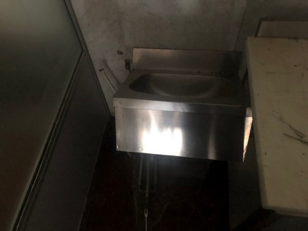 1#4719 Arredi ufficio e materiale di magazzino in vendita - foto 29