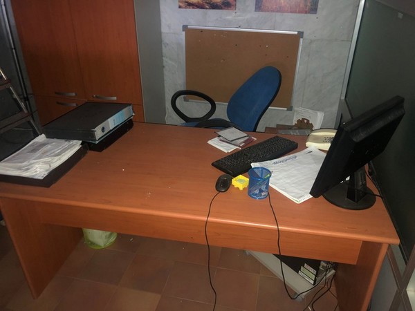 1#4719 Arredi ufficio e materiale di magazzino in vendita - foto 33