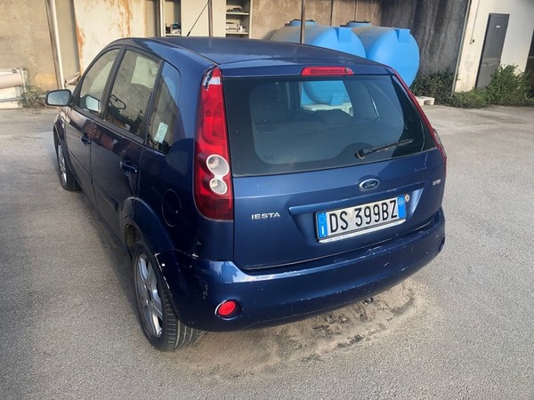 5#4719 Autovettura Ford Fiesta in vendita - foto 12