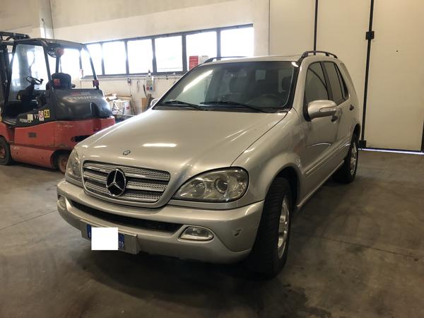 3#4724 Autovettura Mercedes Benz ML 270 in vendita - foto 1