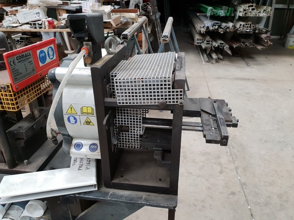 5#4744 Punzonatrici Comall e compressore Abac in vendita - foto 14