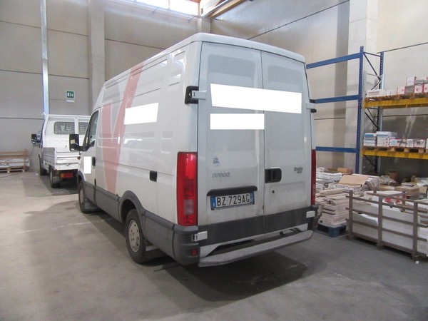 10#4752 Autocarro Iveco in vendita - foto 3