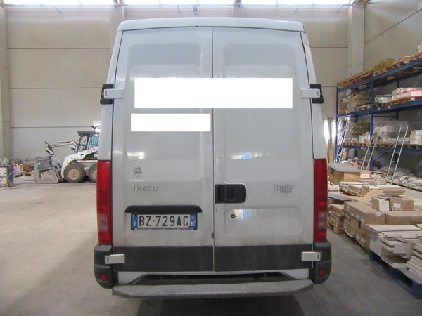 10#4752 Autocarro Iveco in vendita - foto 4