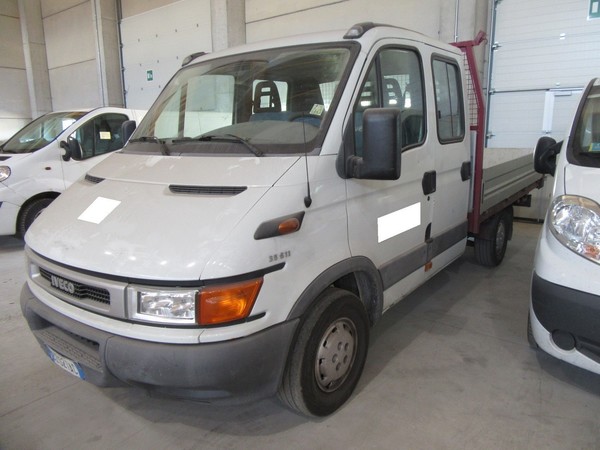 8#4752 Autocarro Iveco in vendita - foto 3