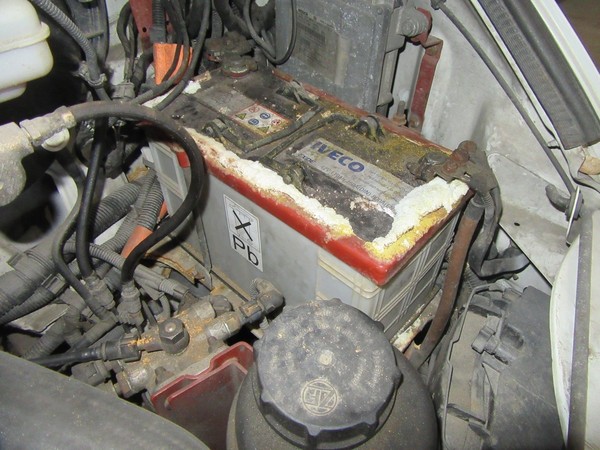 8#4752 Autocarro Iveco in vendita - foto 24