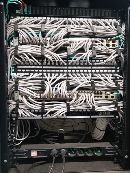 2#4757 Infrastuttura dati parte attiva in vendita - foto 2