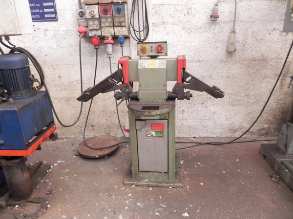 48#4758 Sbavatubi in vendita - foto 1