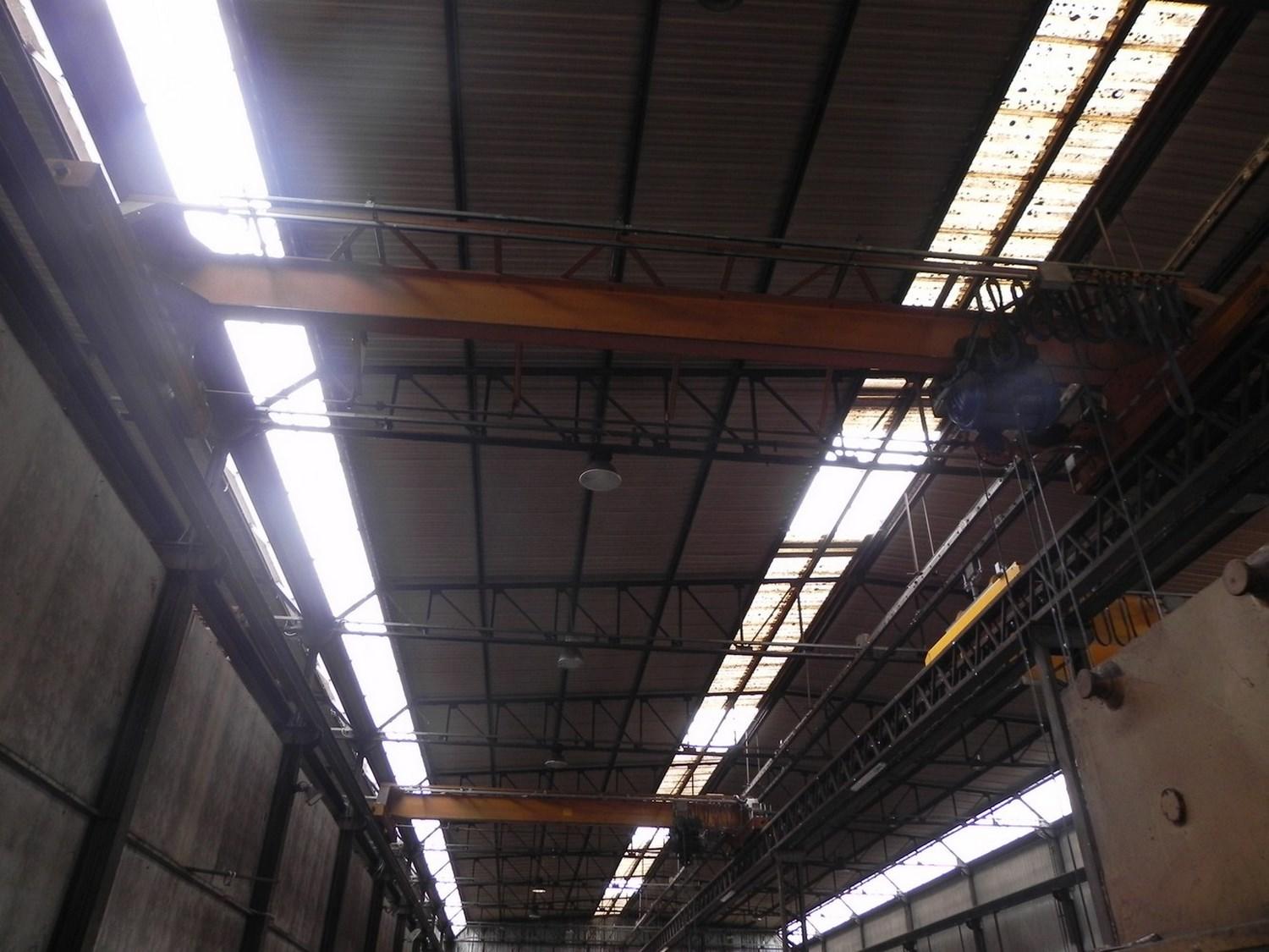 Lot Overhead travelling crane