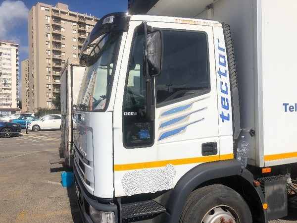 4#4762 Furgone isotermico Iveco in vendita - foto 3