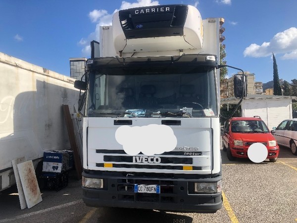 4#4762 Furgone isotermico Iveco in vendita - foto 4