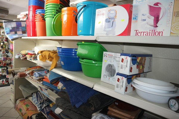1#4766 Articoli per la casa e prodotti per la cura della persona in vendita - foto 1