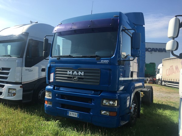 Autocarri in vendita
