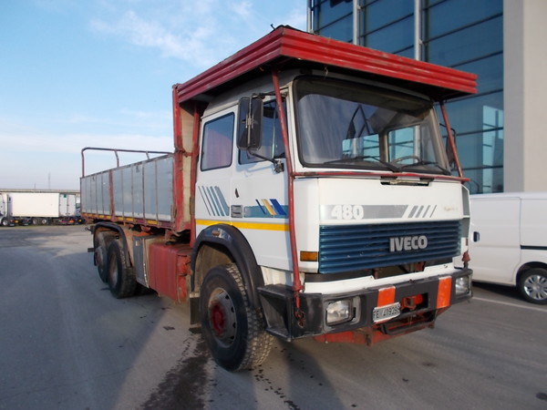 9#4771 Autocarro Iveco 190 38 in vendita - foto 1