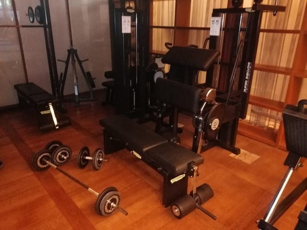 1#4789 Palestra Technogym e box doccia in vendita - foto 17