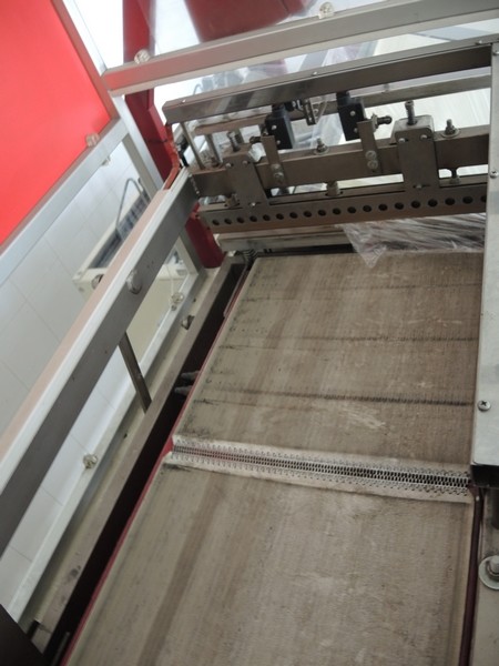 19#4790 Confezionatrice Retraibile Comipack  Compatta 5600 in vendita - foto 4